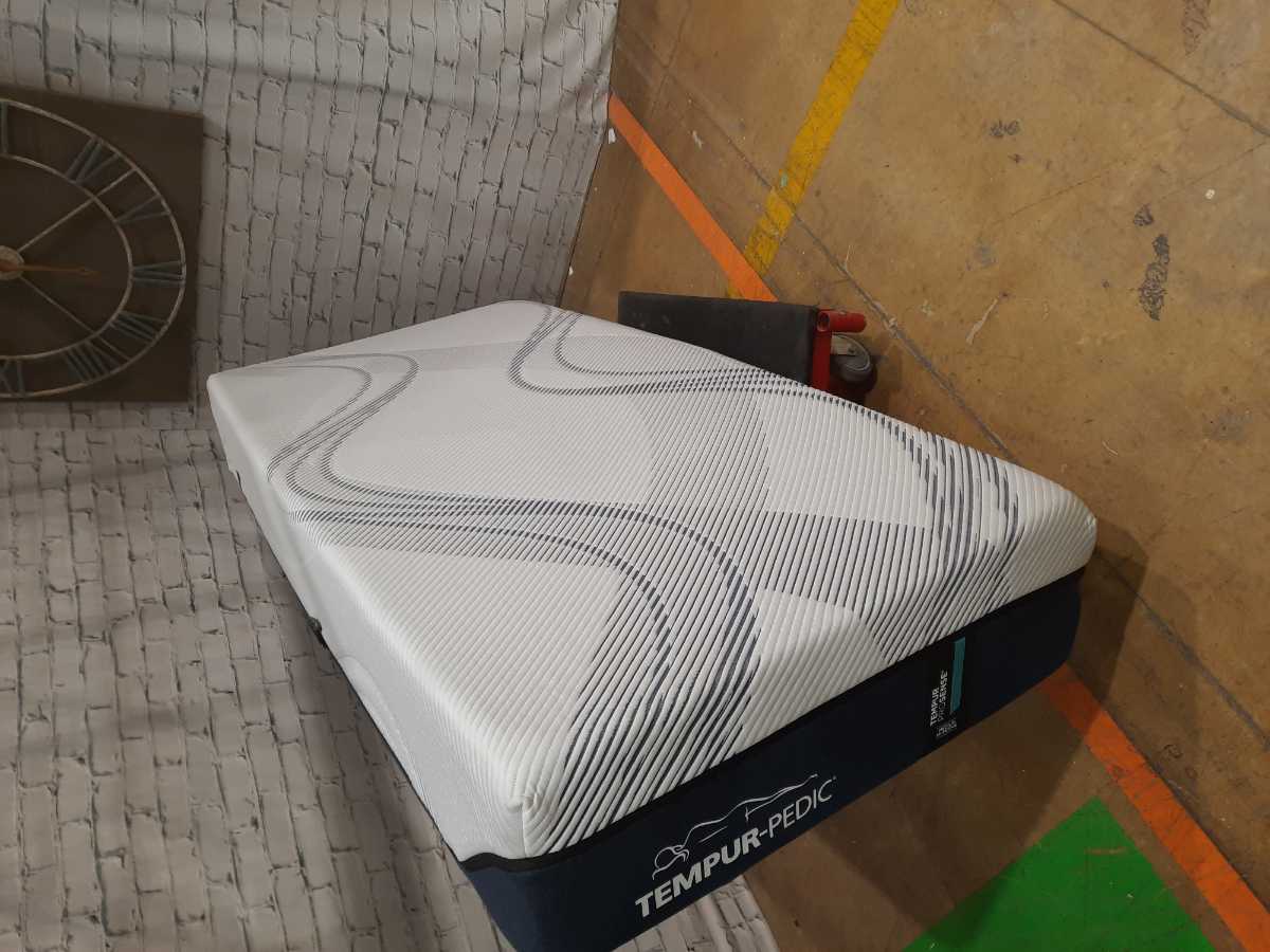 Tempur-Pedic ProSense Medium 12 Inch Mattress - Twin XL - Gallery Image 4